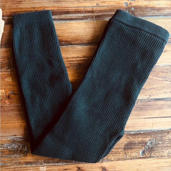 Bundle of Tan and Black Thick Ribbed Leggings - Picture 3 of 6